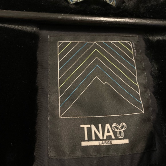 Aritzia TNA Black Faux-Fur trim Hooded Mid-Length Parka size Large - Picture 2 of 3